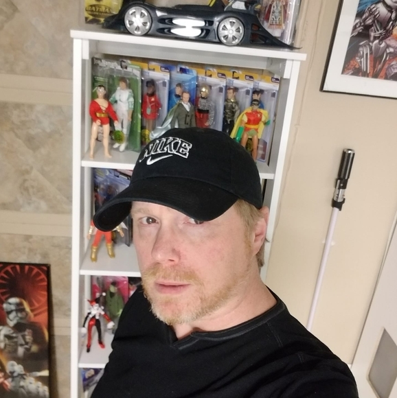 Meet your Posher, Gary - Picture 1 of 1